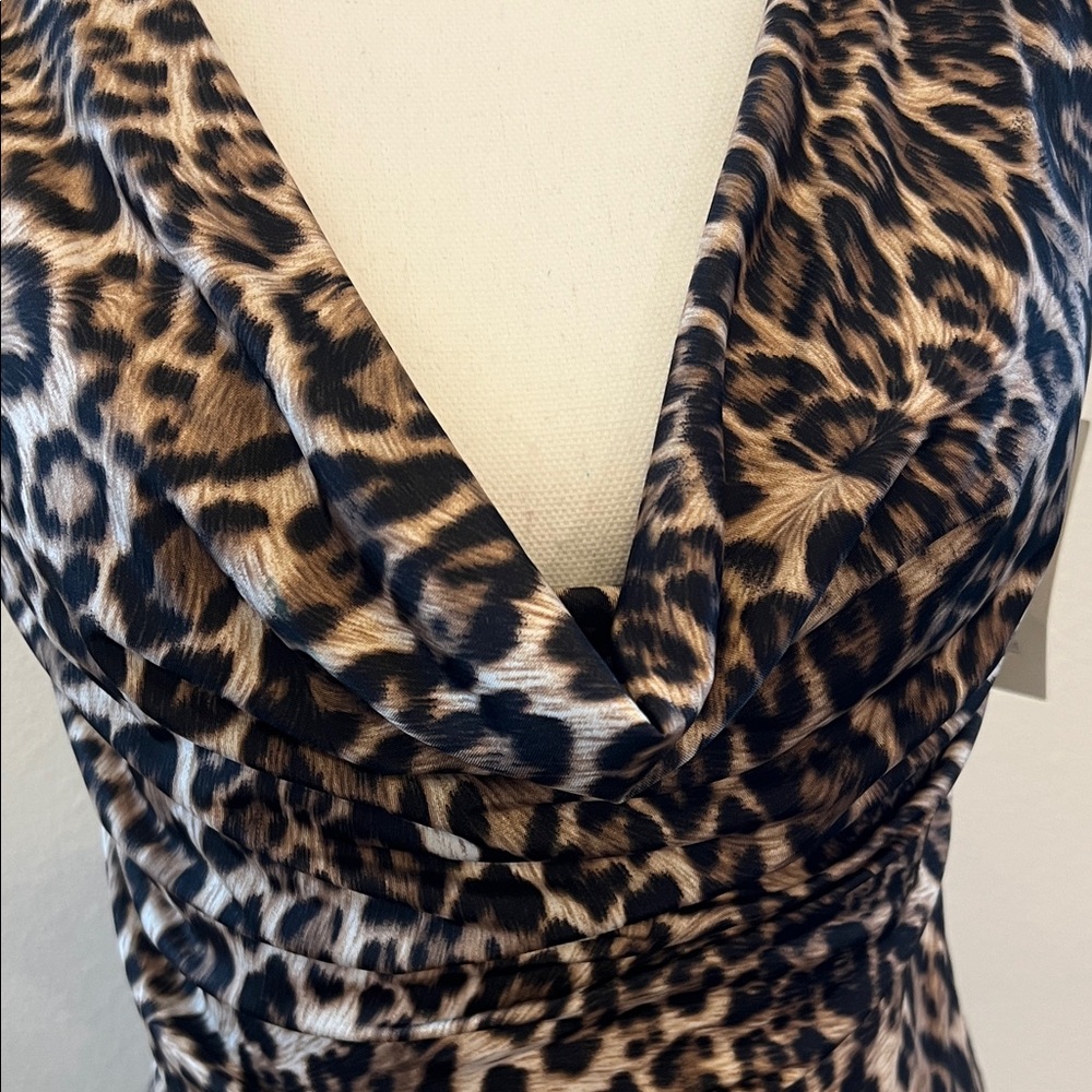 NWT S Sleeveless Leopard Print V-Neck Tank Top - Brown/Black - Picture 3 of 8